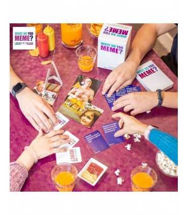 What Do You Meme? - Gioco da Tavolo Esilarante per Amici | 75 Carte Immagine e 287 Didascali, Divertimento Garantito!