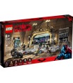 Lego - Batcaverna: faccia a faccia con The Riddler - 76183