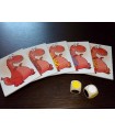 NasconDino - Gioco di Carte Educativo per Famiglie, Sviluppa Memoria e Velocità, 2-6 Giocatori, Età 6+ - Red Glove