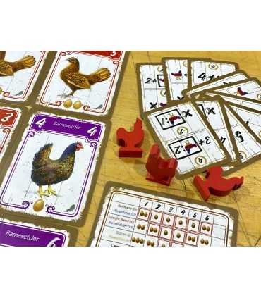 Hens - Gioco di Carte Strategico di Allevamento Galline per Famiglie e Amici, 1-4 Giocatori, 15 Minuti di Divertimento