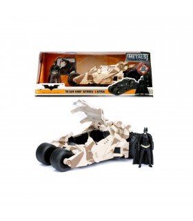 Batman Tumbler Batmobile Camo 1:24 con personaggio di Batman in die-cast
