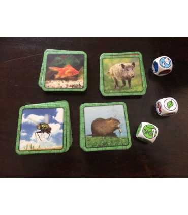 Specific - Gioco Educativo di Ghenos Games per Bambini e Adulti, Divertimento con Animali e Dadi, 2-10 Giocatori
