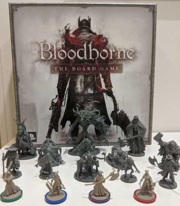 Bloodborne - Il Gioco da Tavolo Asmodee | Caccia alla Follia, Dungeon Crawler Cooperativo, 1-4 Giocatori, 60 Minuti di Gioco