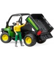 John Deere Gator 855D con figura