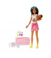 Barbie - Skipper Babysitter: Nanna con Capelli Neri e Blu